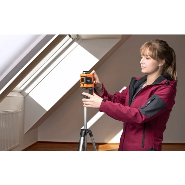 LASER PŁASZCZYZNOWY 15M 360 W POZIOMIE STATYW 1.5M CZERWONY